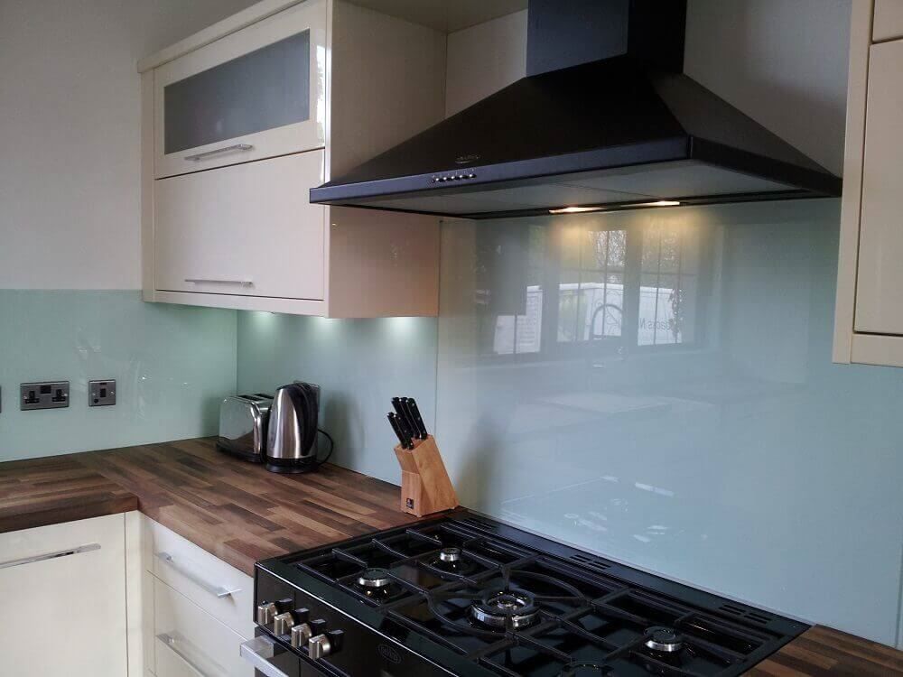 glass splashbacks for kitchen